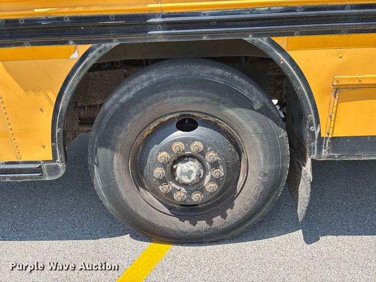 image for item FC1775 1996 Blue Bird TC2000 school bus