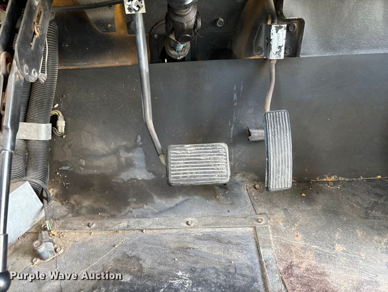image for item FC1776 1994 International 3700 school bus