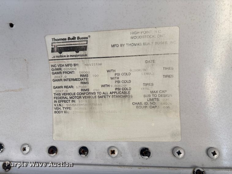 image for item FC1776 1994 International 3700 school bus