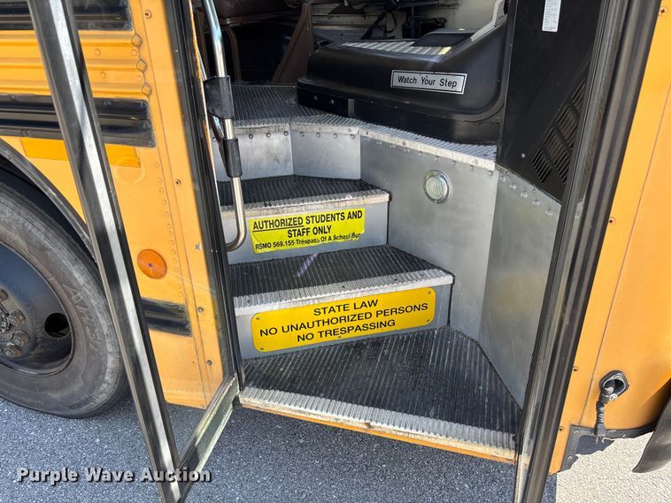 image for item FC1778 1997 Blue Bird TC2000 school bus
