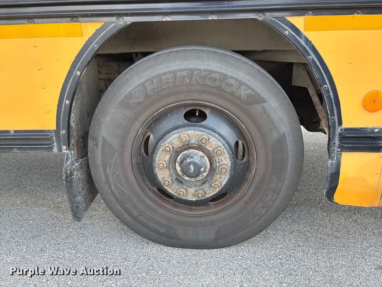 image for item FC1779 1997 Blue Bird TC2000 school bus
