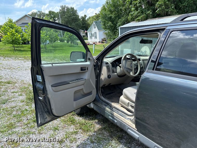 image for item FC1787 2008 Ford Escape XLT SUV