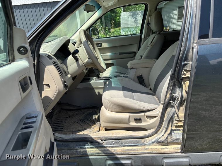 image for item FC1787 2008 Ford Escape XLT SUV