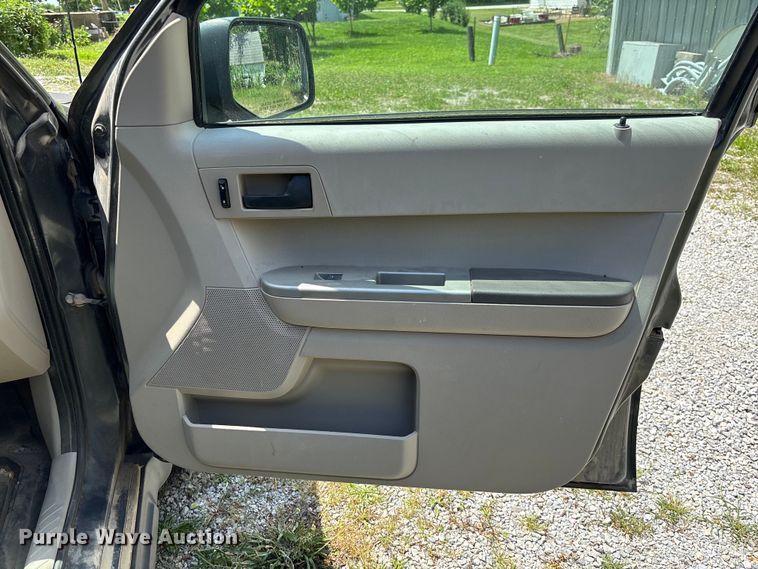 image for item FC1787 2008 Ford Escape XLT SUV
