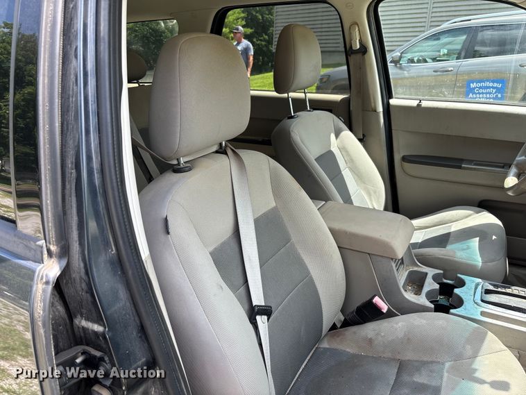 image for item FC1787 2008 Ford Escape XLT SUV