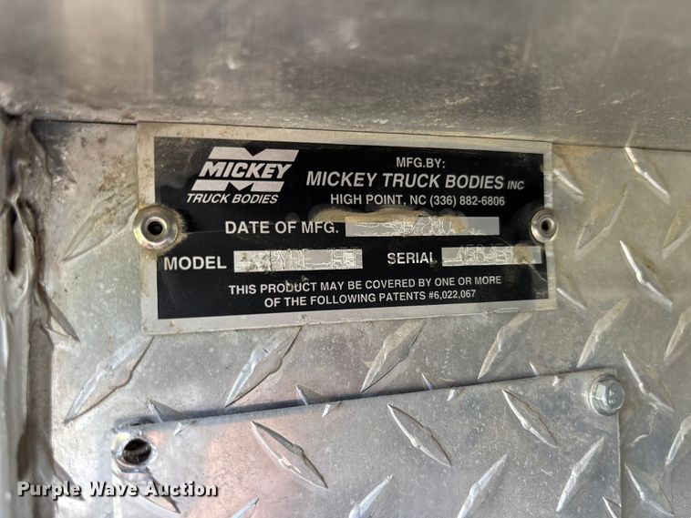 image for item FC1788 2006 GMC Savana ambulance