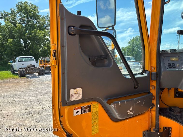 image for item FC1812 2005 Sterling Condor paint striper truck