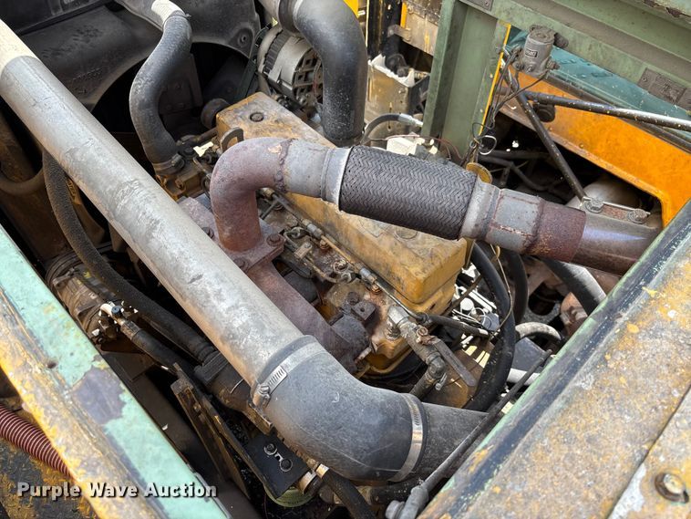 image for item FC1812 2005 Sterling Condor paint striper truck