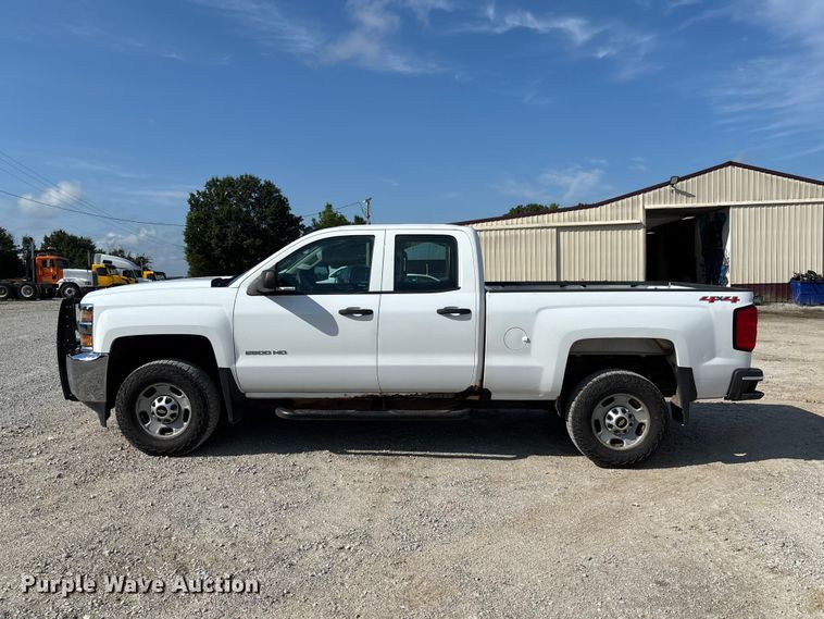 image for item FC1814 2016 Chevrolet Silverado 2500HD Ext. Cab pickup truck