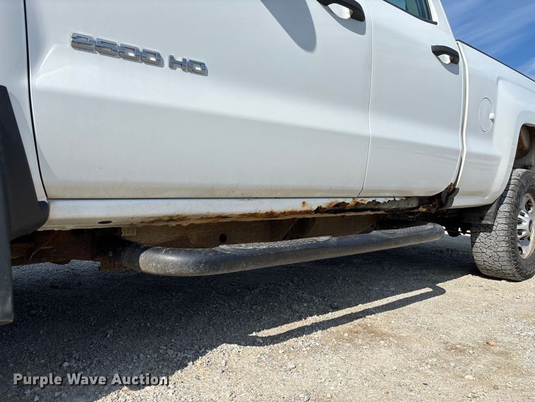 image for item FC1814 2016 Chevrolet Silverado 2500HD Ext. Cab pickup truck