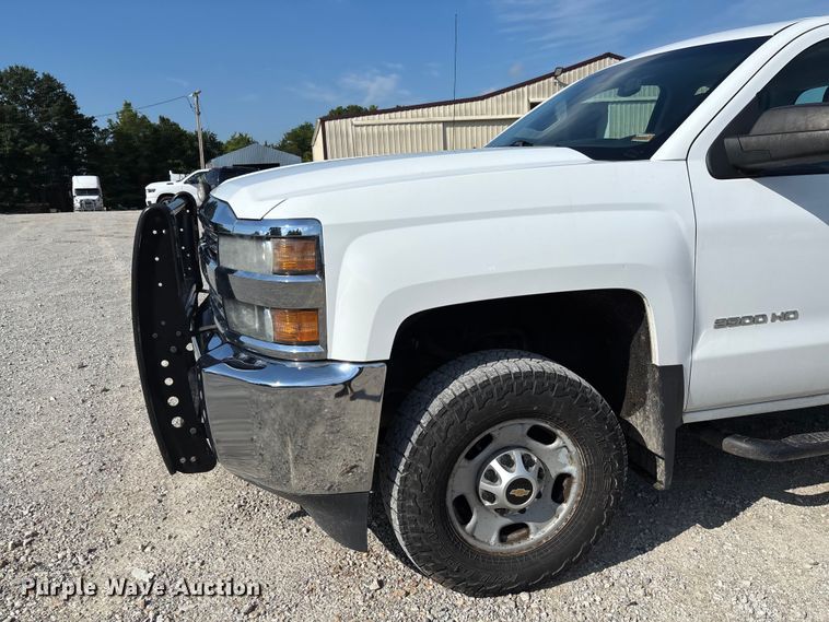 image for item FC1814 2016 Chevrolet Silverado 2500HD Ext. Cab pickup truck