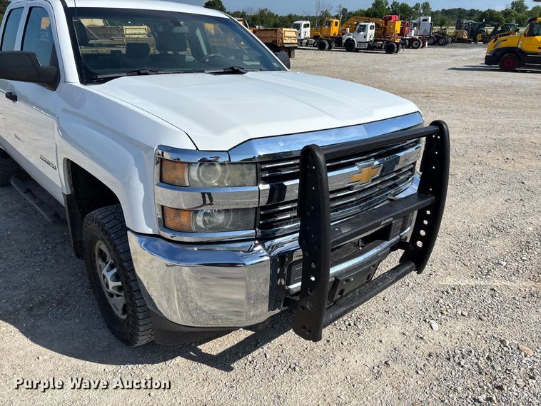 image for item FC1814 2016 Chevrolet Silverado 2500HD Ext. Cab pickup truck