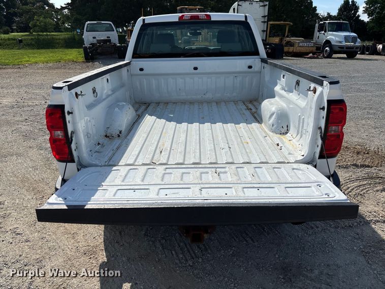 image for item FC1814 2016 Chevrolet Silverado 2500HD Ext. Cab pickup truck