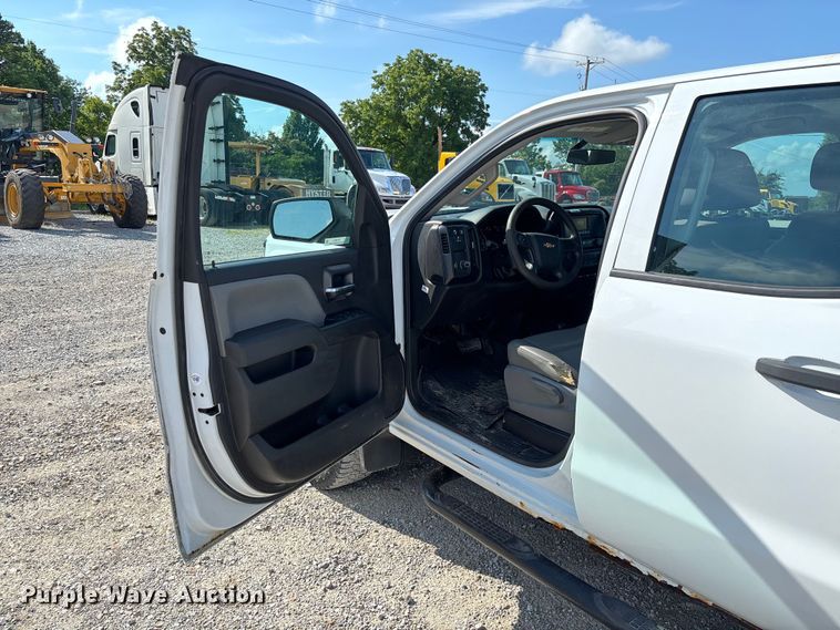 image for item FC1814 2016 Chevrolet Silverado 2500HD Ext. Cab pickup truck