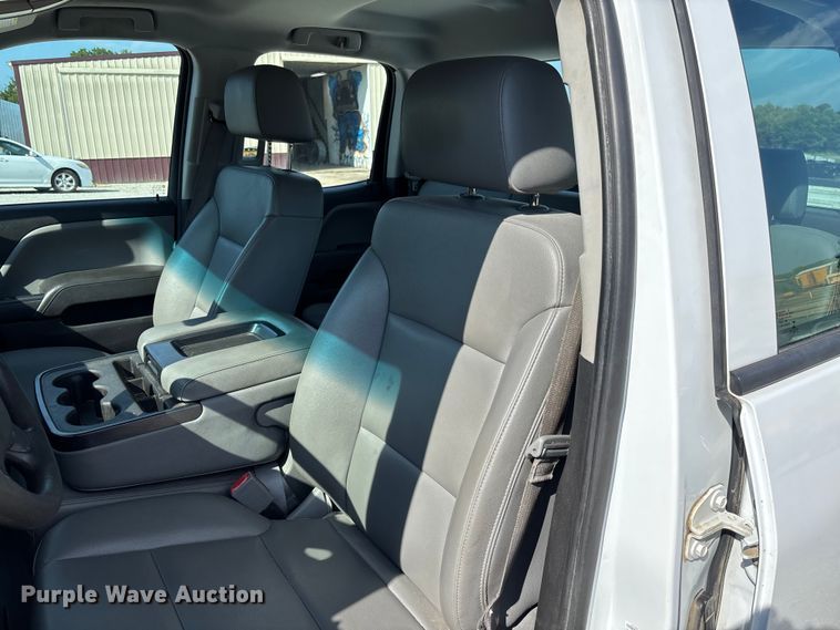 image for item FC1814 2016 Chevrolet Silverado 2500HD Ext. Cab pickup truck
