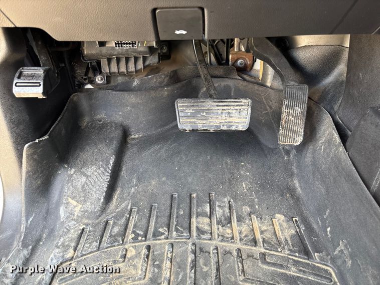 image for item FC1814 2016 Chevrolet Silverado 2500HD Ext. Cab pickup truck