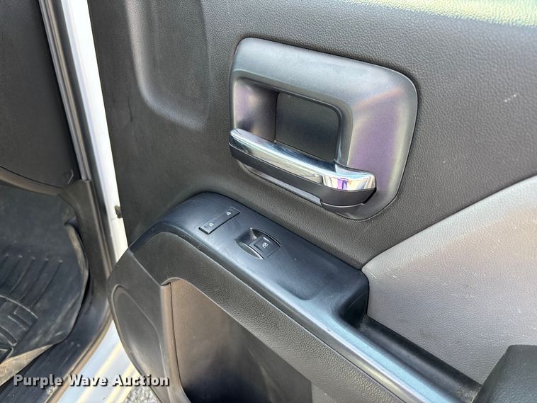 image for item FC1814 2016 Chevrolet Silverado 2500HD Ext. Cab pickup truck