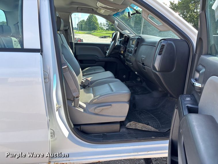 image for item FC1814 2016 Chevrolet Silverado 2500HD Ext. Cab pickup truck