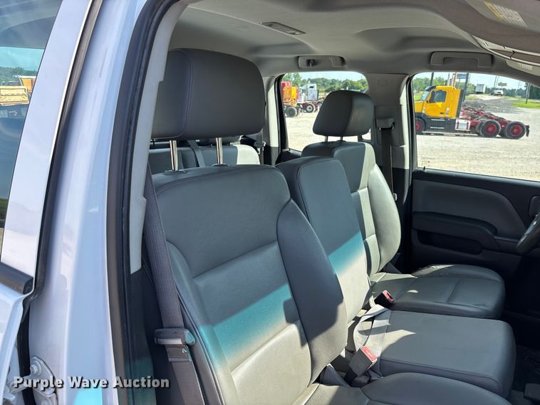 image for item FC1814 2016 Chevrolet Silverado 2500HD Ext. Cab pickup truck