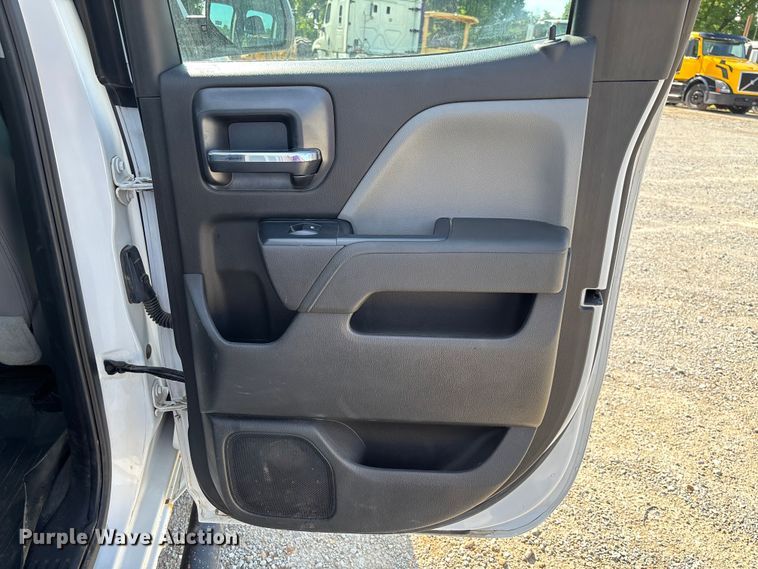 image for item FC1814 2016 Chevrolet Silverado 2500HD Ext. Cab pickup truck