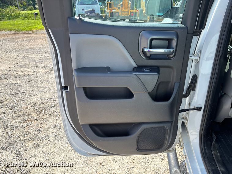 image for item FC1814 2016 Chevrolet Silverado 2500HD Ext. Cab pickup truck