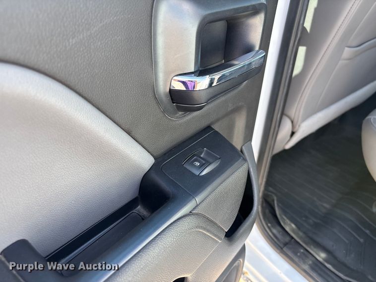image for item FC1814 2016 Chevrolet Silverado 2500HD Ext. Cab pickup truck
