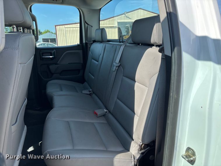 image for item FC1814 2016 Chevrolet Silverado 2500HD Ext. Cab pickup truck