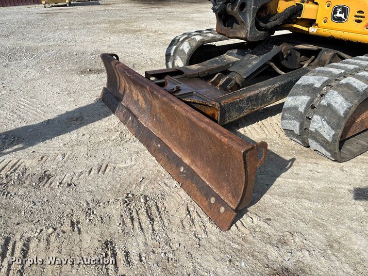 image for item FC1815 2014 John Deere 60G mini excavator