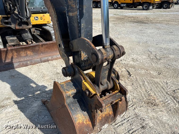 image for item FC1815 2014 John Deere 60G mini excavator