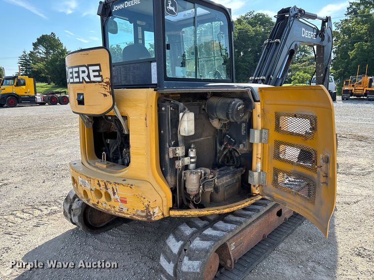 image for item FC1815 2014 John Deere 60G mini excavator