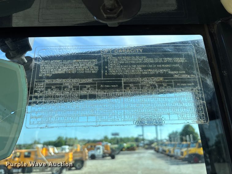 image for item FC1815 2014 John Deere 60G mini excavator