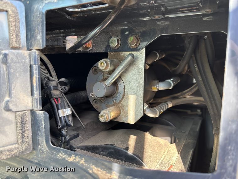 image for item FC1815 2014 John Deere 60G mini excavator