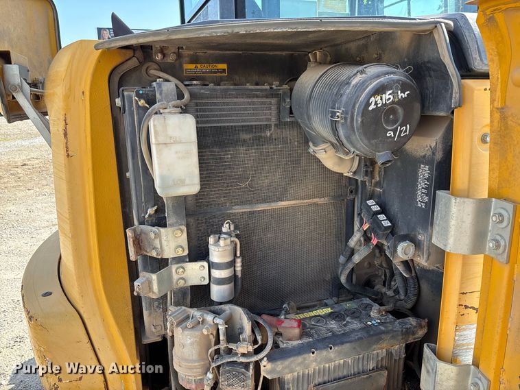 image for item FC1815 2014 John Deere 60G mini excavator