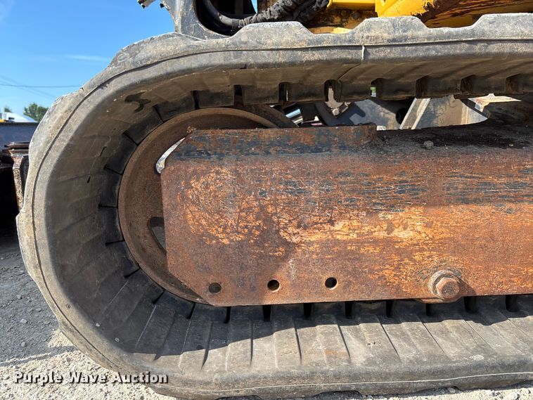 image for item FC1815 2014 John Deere 60G mini excavator