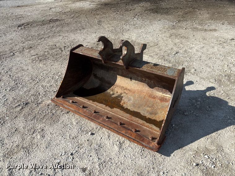 image for item FC1815 2014 John Deere 60G mini excavator