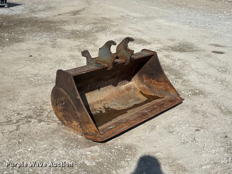 image for item FC1815 2014 John Deere 60G mini excavator