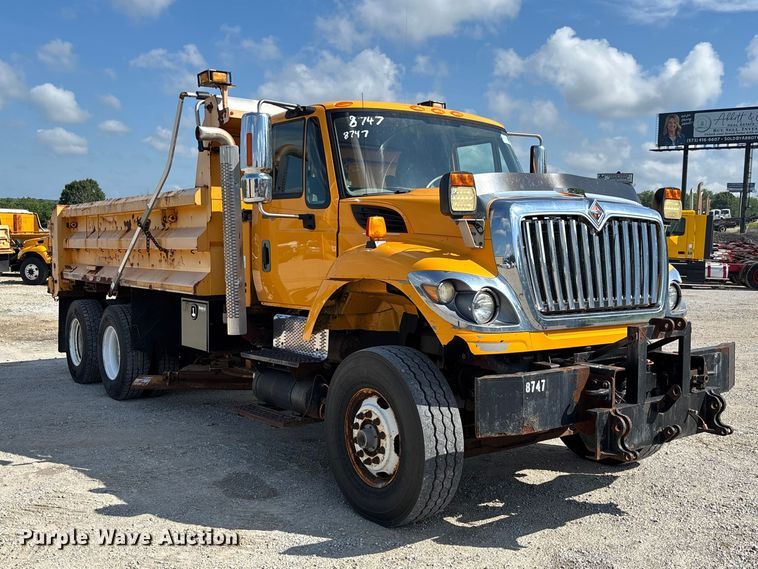 image for item FC1816 2013 International WorkStar 7500  dump truck