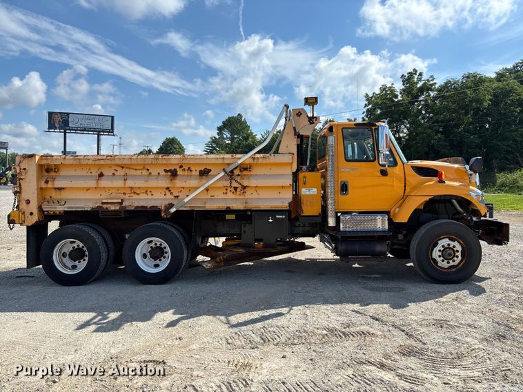 image for item FC1816 2013 International WorkStar 7500  dump truck
