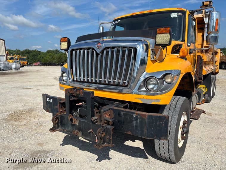image for item FC1816 2013 International WorkStar 7500  dump truck