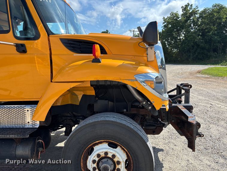 image for item FC1816 2013 International WorkStar 7500  dump truck