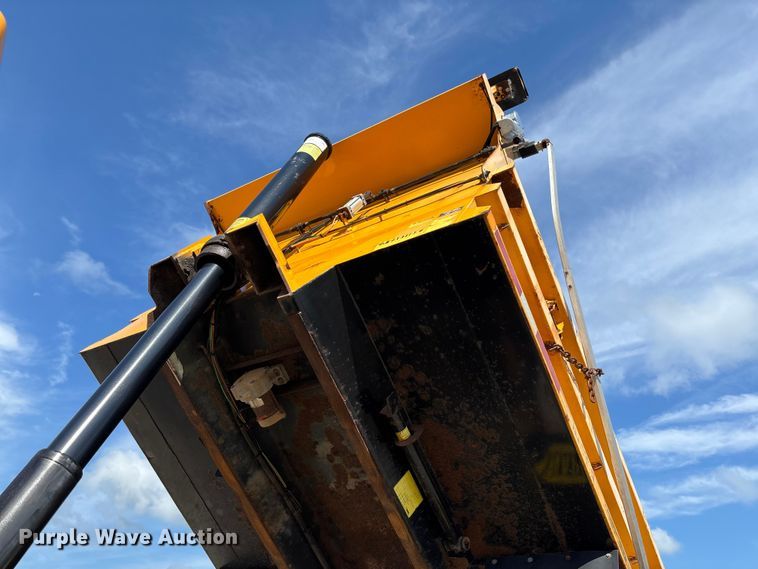 image for item FC1816 2013 International WorkStar 7500  dump truck