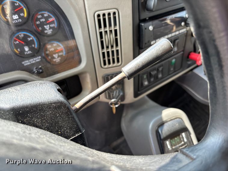 image for item FC1816 2013 International WorkStar 7500  dump truck