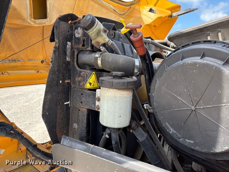 image for item FC1816 2013 International WorkStar 7500  dump truck