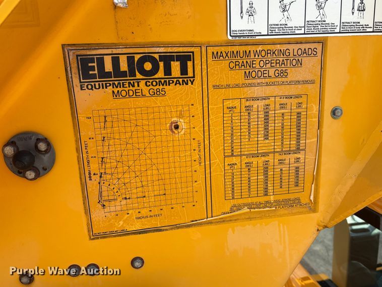 image for item FC1817 2007 International 7400 bucket truck