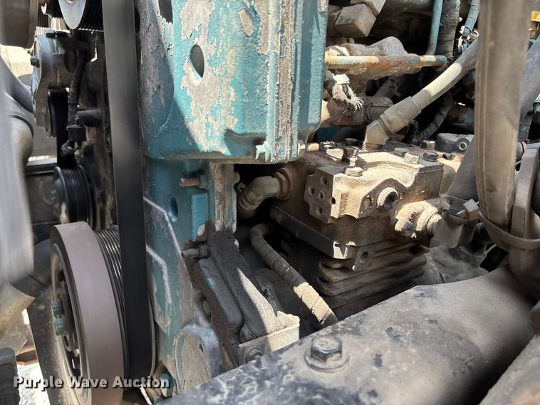 image for item FC1817 2007 International 7400 bucket truck