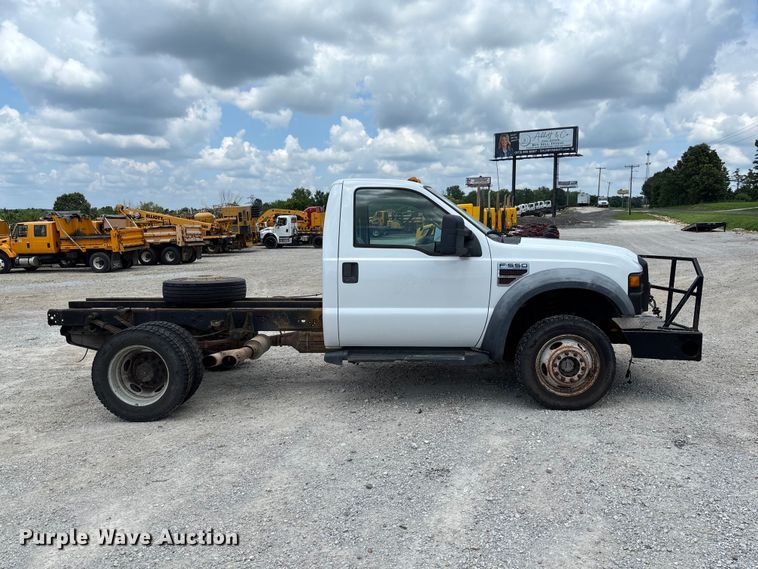 image for item FC1818 2008 Ford F550 Super Duty XL truck cab and chassis