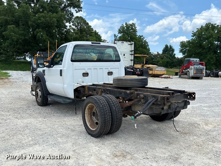 image for item FC1818 2008 Ford F550 Super Duty XL truck cab and chassis