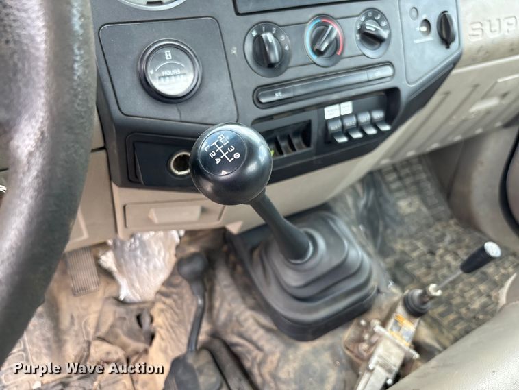 image for item FC1818 2008 Ford F550 Super Duty XL truck cab and chassis
