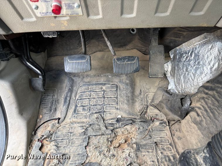image for item FC1818 2008 Ford F550 Super Duty XL truck cab and chassis