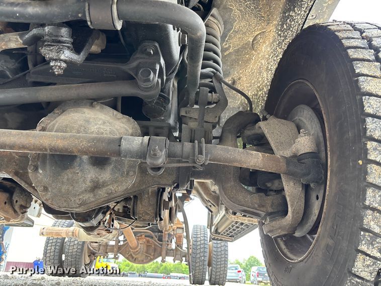image for item FC1818 2008 Ford F550 Super Duty XL truck cab and chassis